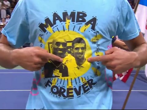 Djokovic revealed a t-shirt with an image of him alongside Bryant.