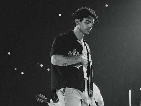  Joe Jonas   