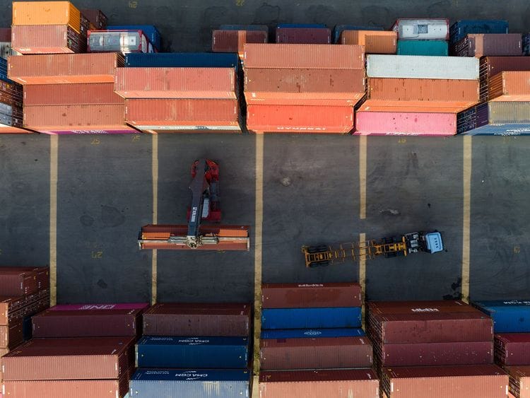 STOCK TRADE / CONTAINERS / PORT 