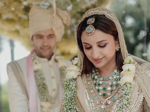 Instagram/manishmalhotra05