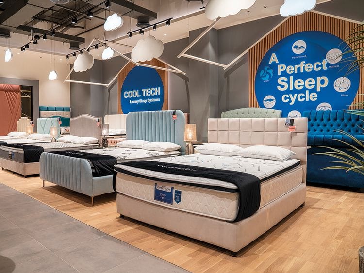 Mattress-adv-Royal-Furniture-ZAHIA-RF-SHOWROOM-FOR-WEB