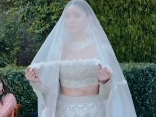 Photos: All about Pakistani superstar Mahira Khan's wedding day and her new husband Salim Karim