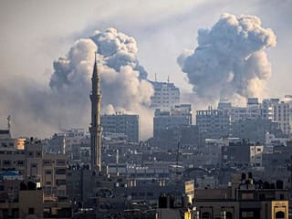 Photos: Palestinians in Gaza brace for more attacks