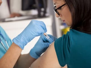 UAE ministry launches shingles vaccine under adult vaccination programme