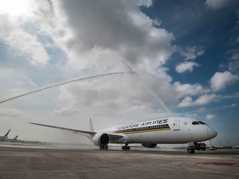 Singapore Airlines and low-cost subsidiary Scoot carried 2.9 million passengers in September this year.