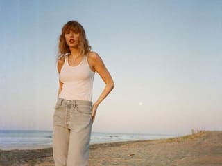 Pop singer Taylor Swift enters the coveted billionaire club  