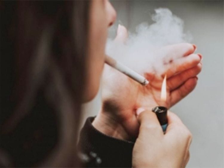Smoking 'stops' cancer-fighting proteins, makes harder to treat the disease: Study