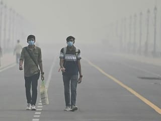 In pictures: Thick toxic haze engulfs Delhi, schools to remain closed