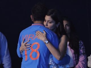 See: Bollywood stars from Amitabh Bachchan to Alia Bhatt rally firmly behind Team India after World Cup loss
