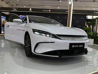 COP28 in UAE: Electric vehicles pave the road to a green tomorrow