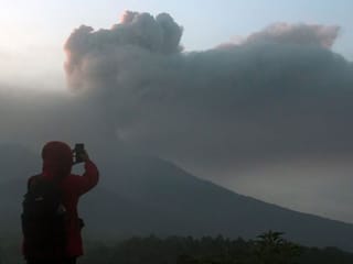 Indonesia ends search after volcano eruption kills 23