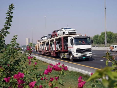 The ban followed the installation of directional signs at the entrances to streets branching from Al Khail Road and Al Meydan Street at the beginning of December