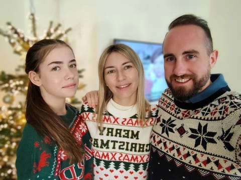Stuart Ramsay with his wife Tatiana and daughter Maria
