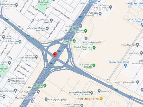  Sharjah Police advised motorists to take caution and take alternative routes to avoid long delays.