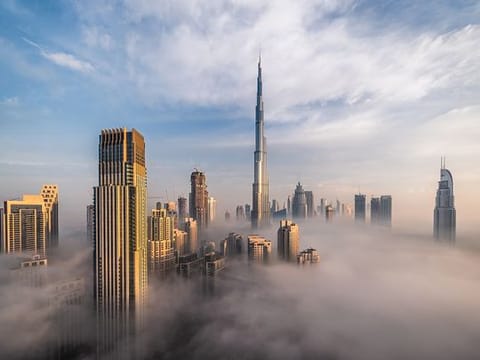 Land in Dubai in the morning and leave after midnight - here's how to explore the city in 24 hours. 