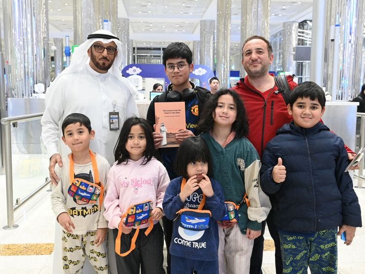 Dubai GDRFAD Distributing Mohammed bin Rashid’s book 656-1704364007016