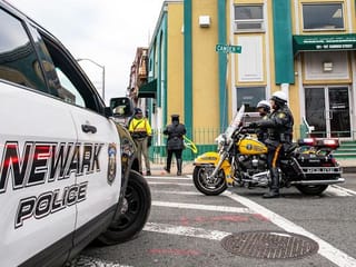 US imam shot multiple times outside New Jersey mosque dies