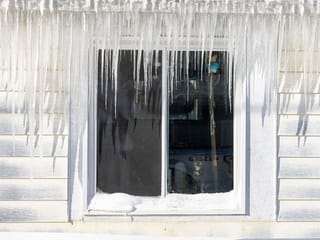 Photos: Arctic freeze continues as 120,000 homes are without electricity in US