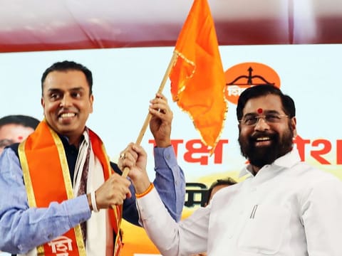 Mumbai, Jan 14 (ANI): Former Congress Leader Milind Deora joins the Shiv Sena (Eknath Shinde fraction) in the presence of Maharashtra Chief Minister Eknath Shinde in Mumbai on Sunday. 