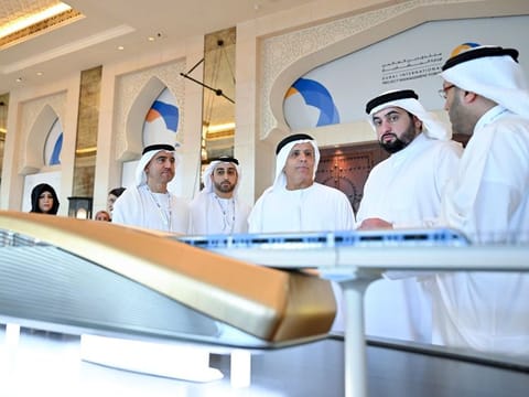 Shaikh Ahmad Bin Mohammad Bin Rashid Al Maktoum inaugurated the 9th Dubai International Project Management Forum (DIPMF). Upon arriving at Madinat Jumeirah, he was received by Mattar Al Tayer. The forum explores the impact of technological convergences on various fields.