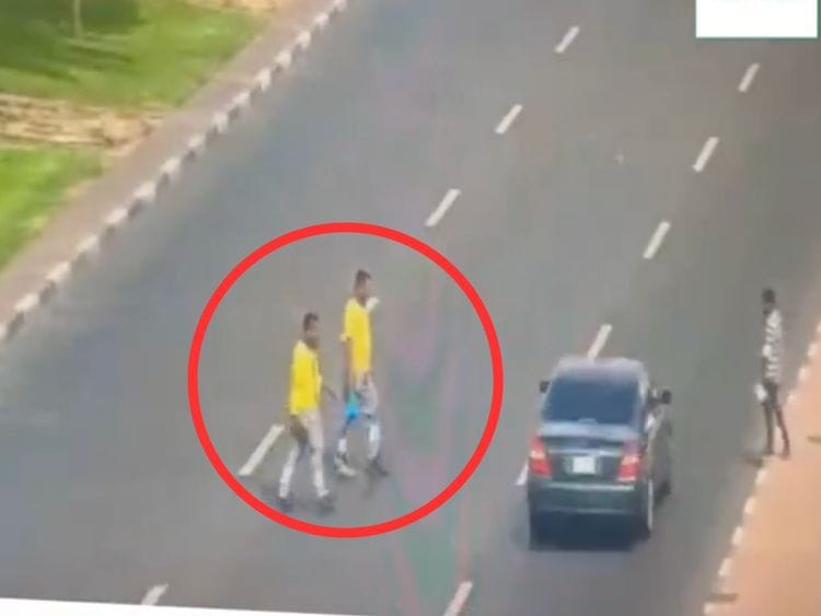 Jaywalking Dubai