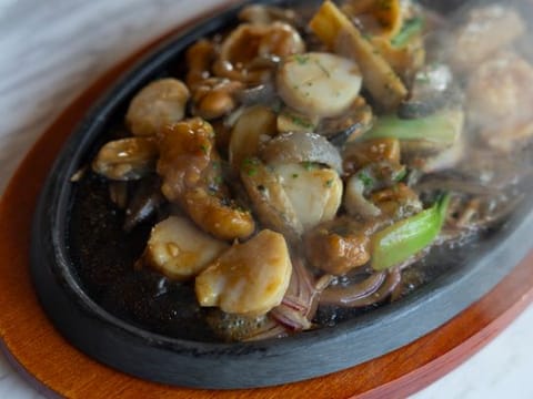 Sizzling in the Ocean: Easy mixed seafood stir fry for busy nights