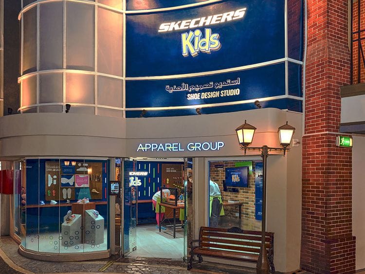 Skechers