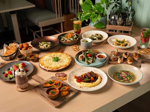 Discover the secrets of well-being with The Grazer’s newly unveiled Mediterranean brunch.