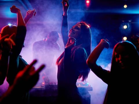 9 Dubai bars to head to for live music every night