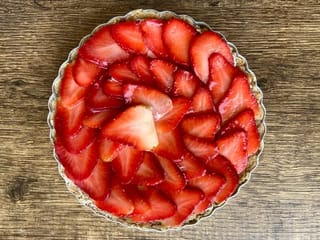 Sweet meets savoury: Say goodbye to strawberry season with this irresistible pretzel pie