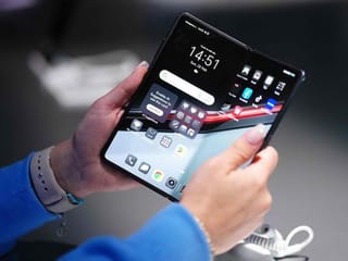 Mobile World Congress 2024: Smartphone makers bet on AI to boost sales