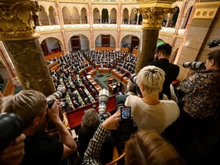 Last holdout Hungary ratifies Swedish Nato bid
