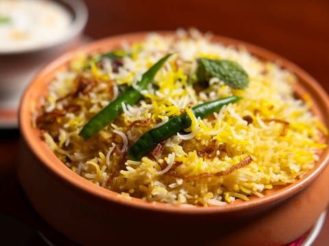 45 minute non-spicy Chicken Biryani recipe