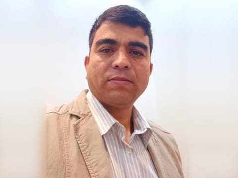 Min Bahadur Khatri, a Nepali working in Saudi Arabia, winner of Emirates Draw EASY6 draw.