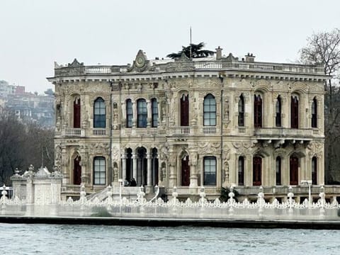 Kucuksu Pavilion, a summer pavilion in Istanbul, was used by Ottoman sultans for short stays during country excursions and hunting. The pavilion was extensively restored in 1994 and the surrounding garden and areas are transformed into a park.