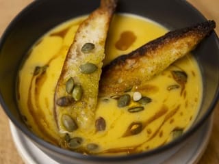 Your Ramadan Table: Roasted pumpkin soup with garlic curry oil