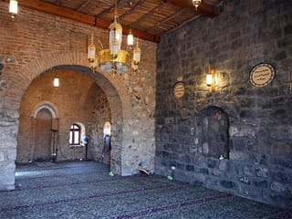 Exploring Al Raya Mosque, a historic landmark in Medina, Saudi Arabia
