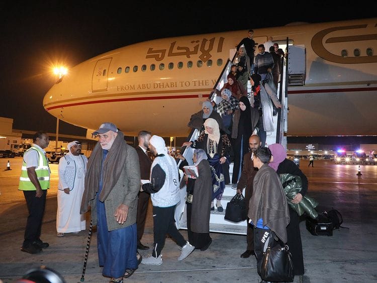palestinians-arrive-in-uae-pic-on-wam-1710597961621