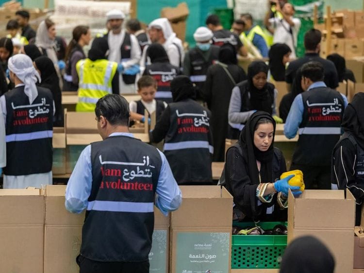 volunteers-pack-food-boxes-under-neama-campaign-pic-on-wam-1711802242967