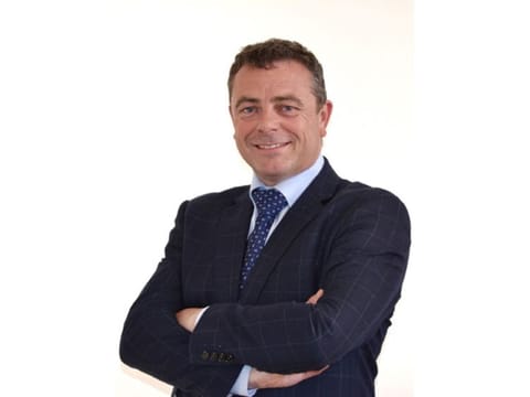 To know more about the Portuguese D2 Visa and opportunities to live and work in Portugal, come and meet Bobby O'Reilly and the UrHome Portugal team, in Dubai on April 20-24, at JW Marriott Marquis Business Bay, and in Abu Dhabi, on April 25 and 26, at Khalidiya Palace Rayhaan