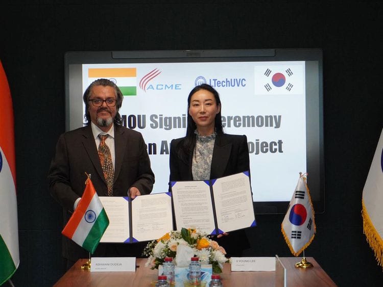 signing-ceremony