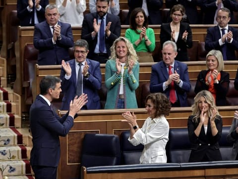 Spain's Prime Minister Pedro Sanchez is applauded by MPs and members of Government after delivering a speech to announce that Spain will recognise Palestine as a state on May 28, at the Congress of Deputies in Madrid on May 22, 2024.  