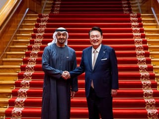 Photos: UAE President meets Korean President, meets business leaders