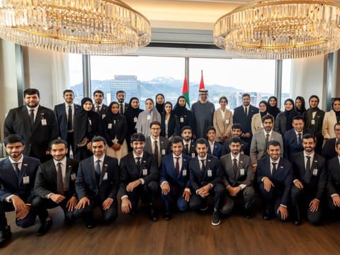 President His Highness Sheikh Mohamed bin Zayed Al Nahyan with Korea-based Emirati students during his state visit