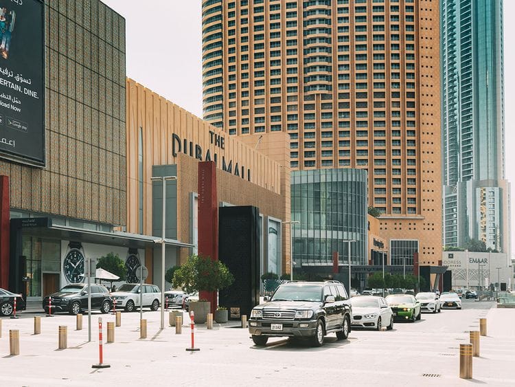 DUBAI MALL PARKING