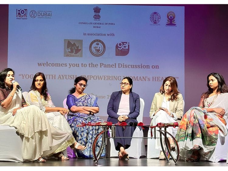 Panel-yoga-1718204706094