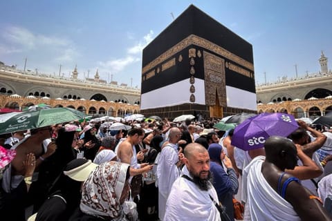 The ministry reiterated that all Hajj pilgrims must obtain a valid Hajj visa through official authorities — either via the Hajj Affairs Offices in over 80 countries or through the Nusuk Hajj platform, which serves pilgrims from more than 126 countries and allows for direct bookings.