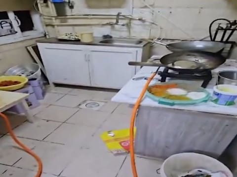 During the inspection, authorities discovered several violations: The restaurant was using government-subsidised materials, not complying with safety regulations and there was a pervasive smell of gas in the apartment.