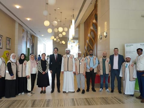 Watania Takaful staff with Emirates Red Crescent volunteers