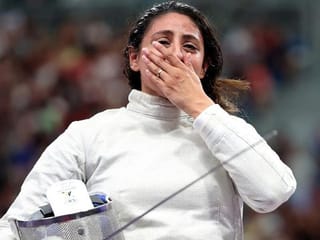 Olympic fencer Nada Hafez competes while seven months pregnant